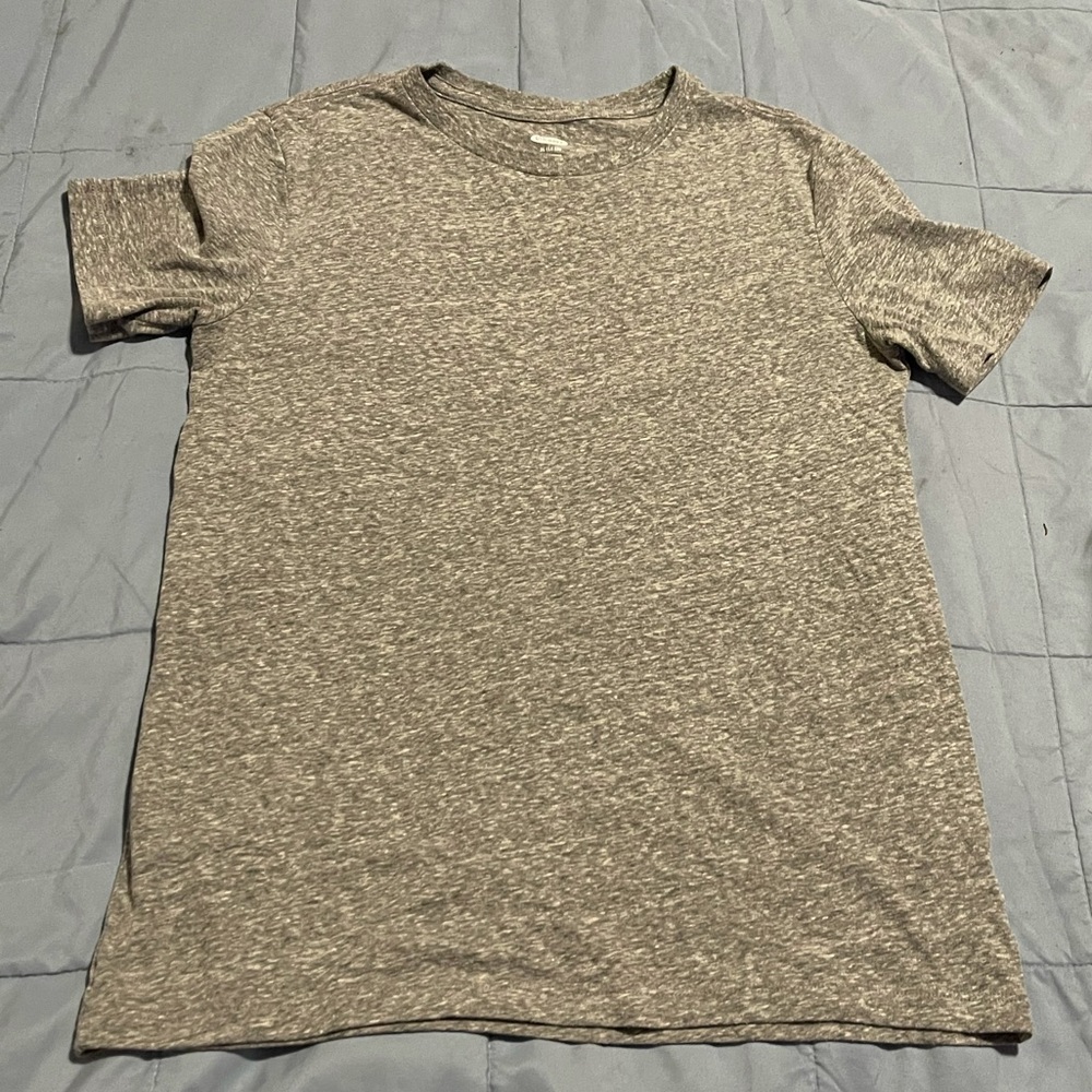 Kids OLD NAVY grey t shirt